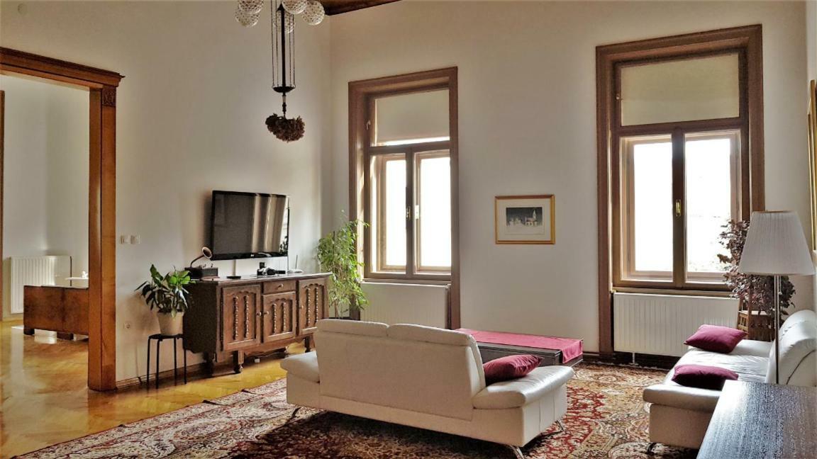 Luxury Apartment In The Heart Of Varazdin Ngoại thất bức ảnh