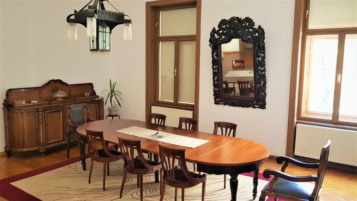 Luxury Apartment In The Heart Of Varazdin Ngoại thất bức ảnh